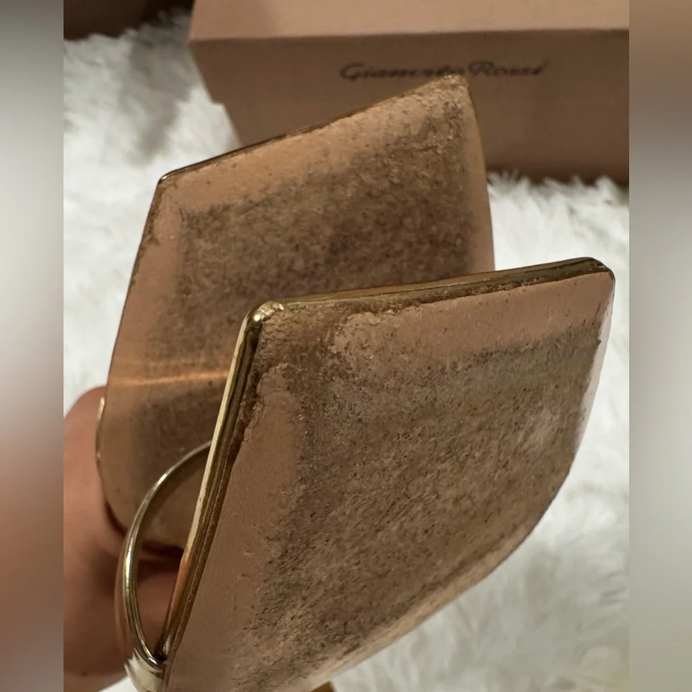 Gianvito Rossi Metallic Gold Heels - Picture 11 of 16